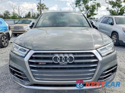 Piąte zdjęcie samochodu w środku: 2019 AUDI SQ5 PRESTIGE VIN:WA1C4AFY0K2006676 - miniatura