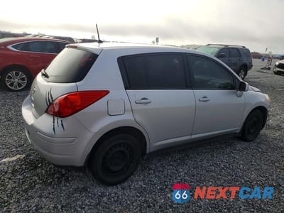 Trzecie zdjęcie samochodu z tyłu: 2010 NISSAN VERSA 1.8 S VIN:3N1BC1CP2AL391092 - miniatura