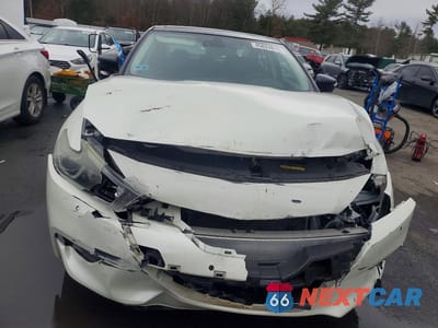 Piąte zdjęcie samochodu w środku: 2016 NISSAN MAXIMA PLATINUM VIN:1N4AA6AP4GC435196 - miniatura