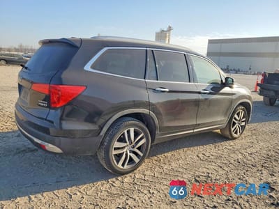 Trzecie zdjęcie samochodu z tyłu: 2017 HONDA PILOT TOURING VIN:5FNYF6H96HB018507 - miniatura