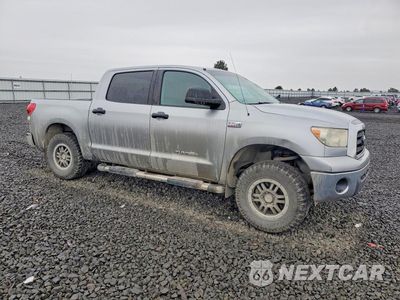 Czwarte zdjęcie samochodu z boku: 2008 TOYOTA TUNDRA GRADE VIN:5TFDV541X8X069011 - miniatura