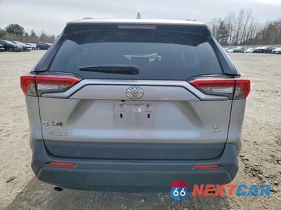Zdjęcie 6 z 13 samochodu: 2019 TOYOTA RAV4 LE VIN:JTMF1RFV4KD502178 - miniatura