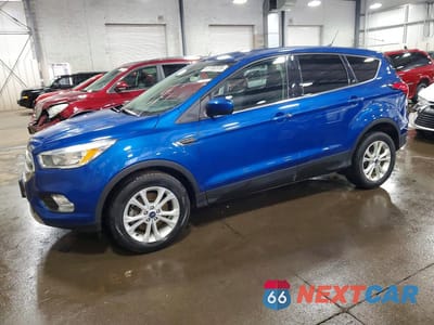 2019 FORD ESCAPE SE 1FMCU9GD5KUA71765 - główne zdjęcie licytacji z USA - miniatura
