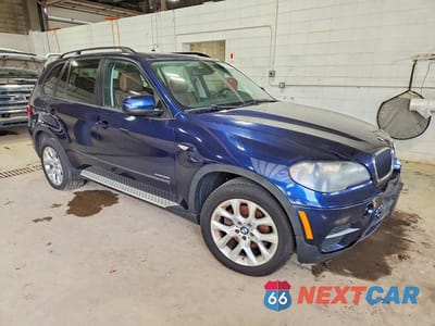 Czwarte zdjęcie samochodu z boku: 2011 BMW X5 XDRIVE35I VIN:5UXZV4C52BL741628 - miniatura