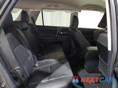 Zdjęcie 11 z 14 samochodu: 2020 TOYOTA 4RUNNER TRD OFF-ROAD PREMIUM VIN:JTEBU5JR9L5761393 - miniatura