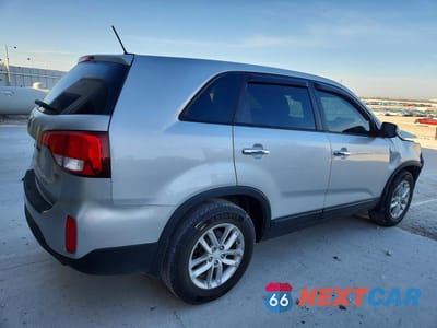 Trzecie zdjęcie samochodu z tyłu: 2015 KIA SORENTO LX VIN:5XYKT3A64FG594406 - miniatura