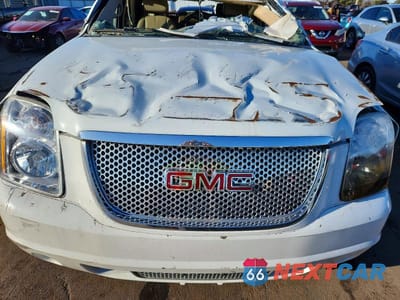 Zdjęcie 12 z 13 samochodu: 2007 GMC YUKON DENALI VIN:1GKFK638X7J243817 - miniatura