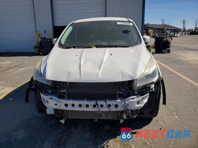 Piąte zdjęcie samochodu w środku: 2014 FORD ESCAPE SE VIN:1FMCU0GXXEUC76427 - miniatura