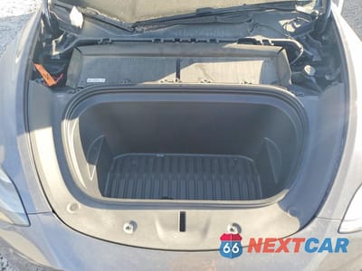Zdjęcie 11 z 12 samochodu: 2023 TESLA MODEL Y VIN:7SAYGDEE2PF597970 - miniatura