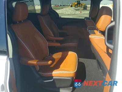 Zdjęcie 11 z 13 samochodu: 2025 CHRYSLER PACIFICA HYBRID PINNACLE VIN:2C4RC1N75SR505454 - miniatura