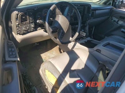 Zdjęcie 8 z 12 samochodu: 2005 CHEVROLET TAHOE K1500 VIN:1GNEK13T85R209864 - miniatura