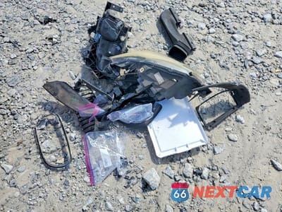 Zdjęcie 12 z 12 samochodu: 2009 BMW 328 I VIN:WBAPH77589NM46542 - miniatura