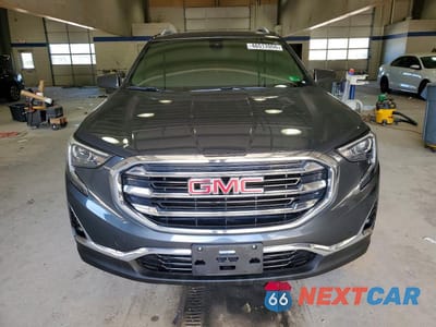 Piąte zdjęcie samochodu w środku: 2018 GMC TERRAIN SLT VIN:3GKALVEV8JL374412 - miniatura