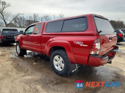 Drugie zdjęcie samochodu z przodu: 2011 TOYOTA TACOMA V6 VIN:5TFUU4EN3BX014504 - miniatura