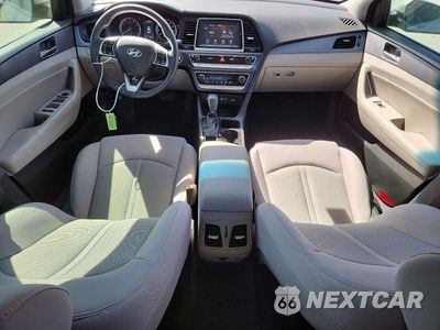 Zdjęcie 8 z 13 samochodu: 2019 HYUNDAI SONATA SEL VIN:5NPE34AF9KH730678 - miniatura