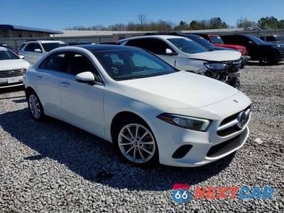 Czwarte zdjęcie samochodu z boku: 2019 MERCEDES-BENZ A 220 VIN:WDD3G4EB1KW022976 - miniatura