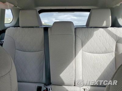 Zdjęcie 10 z 13 samochodu: 2026 TOYOTA COROLLA CROSS L VIN:7MUAAAAG7TV169295 - miniatura