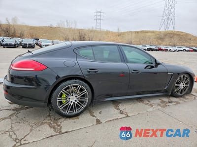 Trzecie zdjęcie samochodu z tyłu: 2015 PORSCHE PANAMERA SE HYBRID VIN:WP0AD2A70FL040621 - miniatura