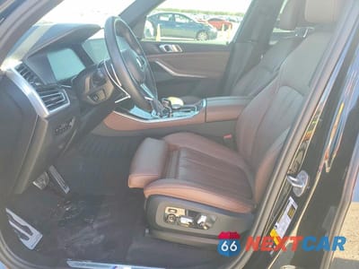 Zdjęcie 7 z 13 samochodu: 2021 BMW X5 XDRIVE40I VIN:5UXCR6C06M9E55259 - miniatura