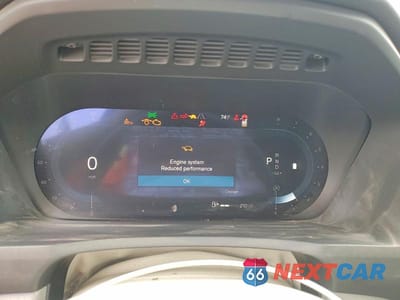 Zdjęcie 13 z 14 samochodu: 2025 VOLVO XC90 CORE VIN:YV4M12PJ3S1338947 - miniatura