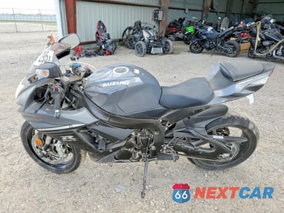 Trzecie zdjęcie samochodu z tyłu: 2025 SUZUKI GSX-R600 VIN:JS1GN7FA9S7100918 - miniatura