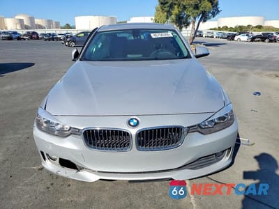 Piąte zdjęcie samochodu w środku: 2015 BMW 320 I VIN:WBA3B1G59FNT64621 - miniatura