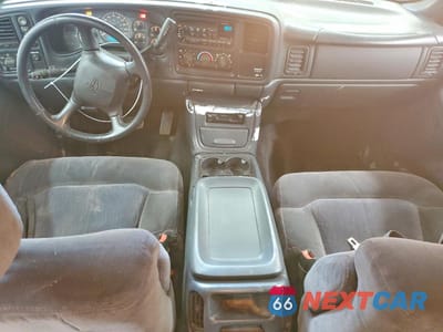 Zdjęcie 8 z 13 samochodu: 2001 CHEVROLET SILVERADO K1500 VIN:2GCEK19T711392225 - miniatura