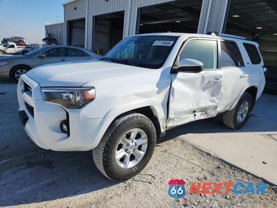 2021 TOYOTA 4RUNNER SR5 JTEMU5JR6M5952246 - główne zdjęcie licytacji z USA - miniatura