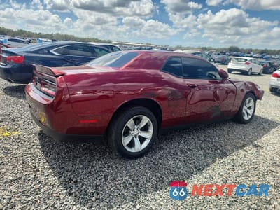 Trzecie zdjęcie samochodu z tyłu: 2021 DODGE CHALLENGER SXT VIN:2C3CDZAG8MH538582 - miniatura
