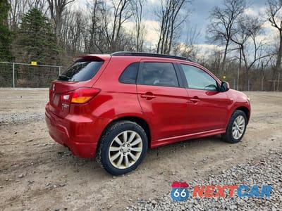 Trzecie zdjęcie samochodu z tyłu: 2011 MITSUBISHI OUTLANDER SPORT SE VIN:JA4AP4AU0BZ018564 - miniatura