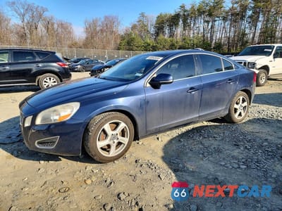 2013 VOLVO S60 T5 YV1612FS7D1216322 - główne zdjęcie licytacji z USA - miniatura