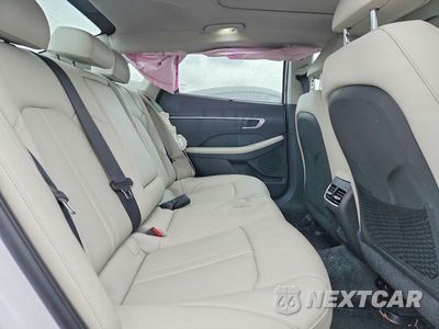Zdjęcie 10 z 12 samochodu: 2025 HYUNDAI SONATA HYBRID LIMITED VIN:KMHL54JJ6SA122125 - miniatura
