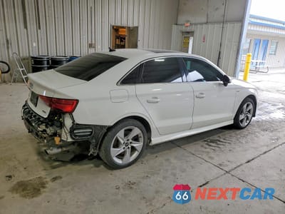 Trzecie zdjęcie samochodu z tyłu: 2019 AUDI A3 PREMIUM PLUS VIN:WAUJEGFF2K1027799 - miniatura