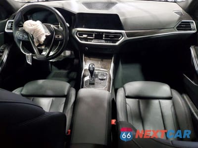 Zdjęcie 8 z 11 samochodu: 2019 BMW 330XI VIN:3MW5R7J57K8B03372 - miniatura