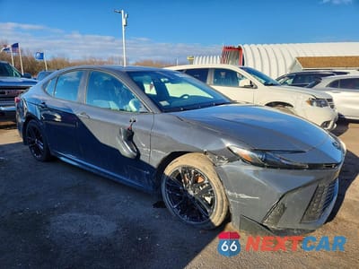 Czwarte zdjęcie samochodu z boku: 2025 TOYOTA CAMRY SE VIN:4T1DAACK3SU009798 - miniatura