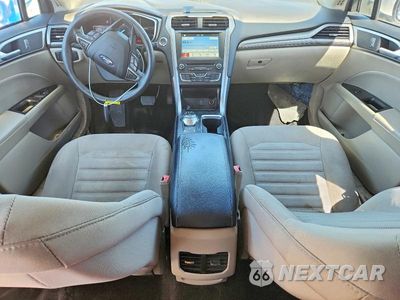 Zdjęcie 8 z 11 samochodu: 2017 FORD FUSION SE VIN:3FA6P0H78HR349870 - miniatura