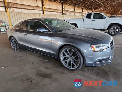 Czwarte zdjęcie samochodu z boku: 2013 AUDI A5 PREMIUM PLUS VIN:WAULFAFR7DA067263 - miniatura