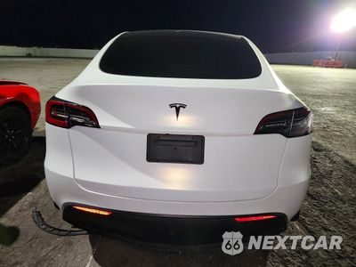 Zdjęcie 6 z 14 samochodu: 2022 TESLA MODEL Y VIN:7SAYGAEE1NF548190 - miniatura
