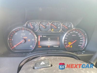 Zdjęcie 9 z 12 samochodu: 2015 GMC YUKON XL C1500 SLT VIN:1GKS1HKC6FR662041 - miniatura