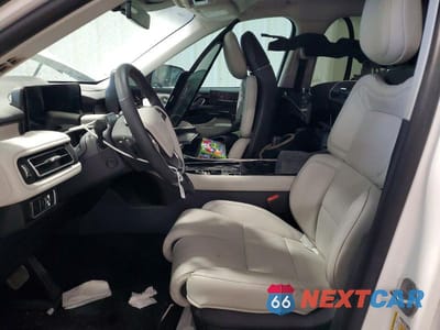 Zdjęcie 7 z 13 samochodu: 2025 LINCOLN AVIATOR RESERVE VIN:5LM5J7XC4SGL34952 - miniatura