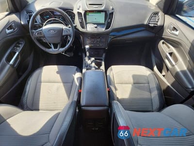 Zdjęcie 8 z 13 samochodu: 2017 FORD ESCAPE SE VIN:1FMCU0GD6HUC95213 - miniatura