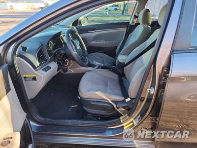 Zdjęcie 7 z 14 samochodu: 2018 HYUNDAI ELANTRA SEL VIN:5NPD84LF3JH367402 - miniatura