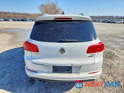 Zdjęcie 6 z 13 samochodu: 2016 VOLKSWAGEN TIGUAN S VIN:WVGBV7AXXGW006406 - miniatura