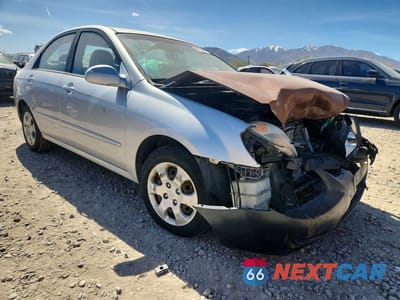 Czwarte zdjęcie samochodu z boku: 2007 KIA SPECTRA LX VIN:KNAFE121875442753 - miniatura