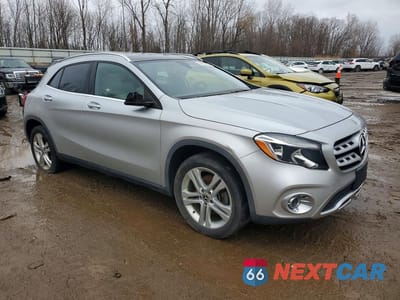 Czwarte zdjęcie samochodu z boku: 2018 MERCEDES-BENZ GLA 250 4MATIC VIN:WDCTG4GB5JJ463247 - miniatura
