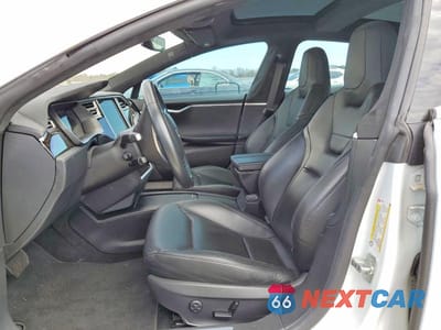 Zdjęcie 7 z 12 samochodu: 2016 TESLA MODEL S VIN:5YJSA1E2XGF155947 - miniatura
