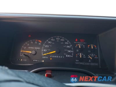 Zdjęcie 9 z 11 samochodu: 1996 GMC SIERRA K1500 VIN:2GTEK19R3T1552348 - miniatura