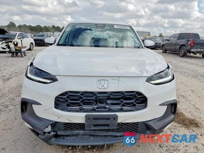 Piąte zdjęcie samochodu w środku: 2026 HONDA HR-V LX VIN:3CZRZ1H36TM714714 - miniatura