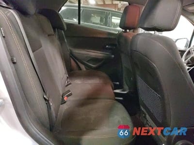 Zdjęcie 11 z 13 samochodu: 2019 CHEVROLET TRAX LS VIN:3GNCJKSBXKL314305 - miniatura
