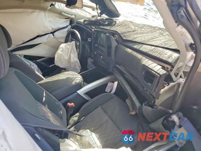 Zdjęcie 8 z 13 samochodu: 2023 NISSAN TITAN SV VIN:1N6AA1EF7PN115807 - miniatura